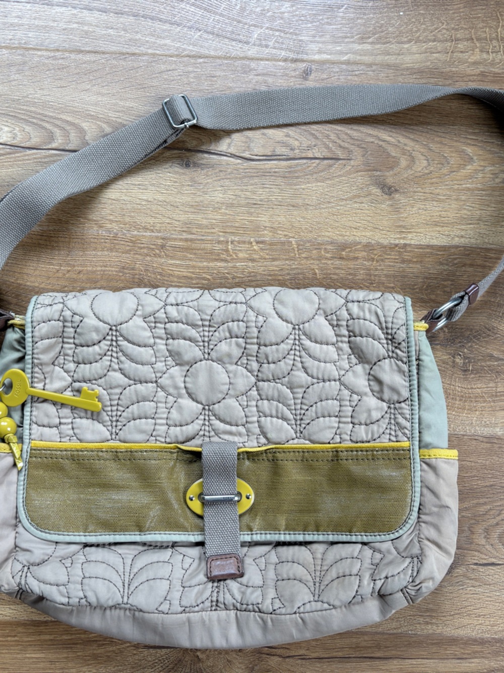 Fossil Quilted Floral Beige and Olive Crossbody Bag with Yellow Accent